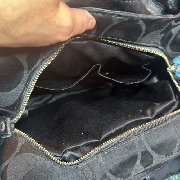 Authentic Coach classic bag with wallet and check book cover - Picture 8 of 14